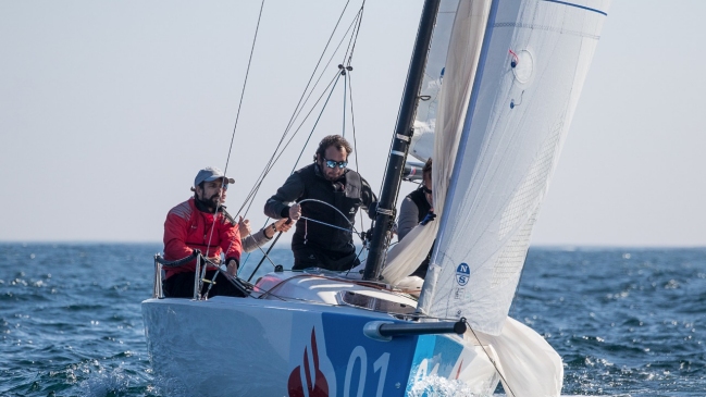 Velero “Peligro” ganó la sexta fecha del Campeonato J/70