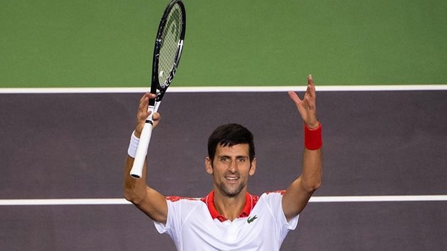 Djokovic venció a un combativo Chardy y accedió a octavos en el Masters de Shanghai