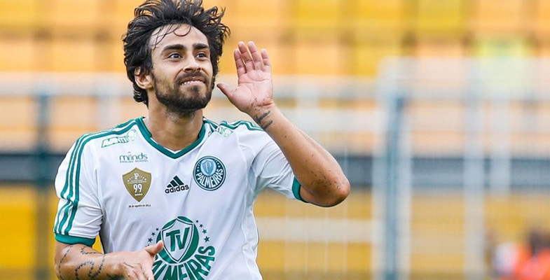 Medios brasileños saludaron a Jorge Valdivia por su cumpleaños 35