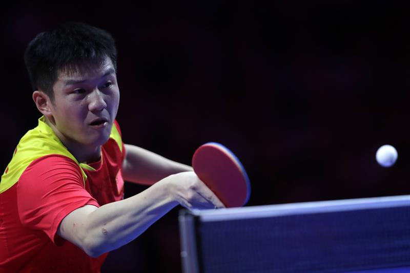 Zhendong Fan derrotó a Timo Boll y conquistó la Copa del Mundo de tenis de mesa