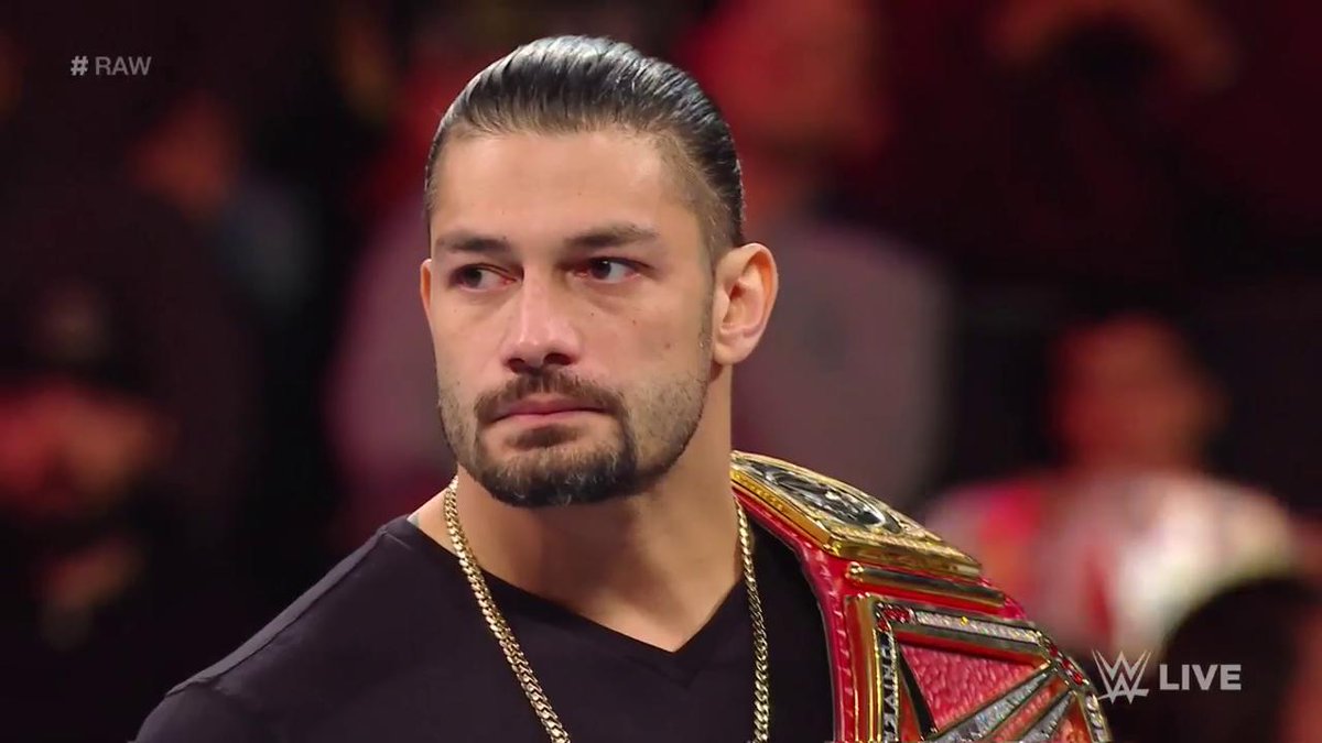 Roman Reigns renunció al campeonato Universal de WWE tras anunciar que tiene leucemia