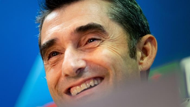 Hristo Stoichkov se ofreció para reemplazar a Messi en la conferencia de Valverde