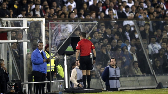 Jueces chilenos estarán a cargo del VAR en semifinales de Copa Libertadores