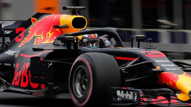 Daniel Ricciardo ganó la “pole position” y Hamilton saldrá tercero en el GP de México