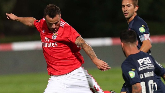 Benfica se estrelló con Belenenses y perdió el liderato en duelo que tuvo presencia de Nicolás Castillo