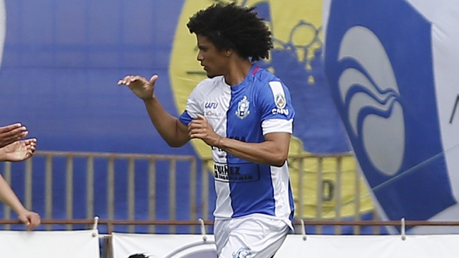 Eduard Bello sufrió fractura de peroné en el partido contra Everton