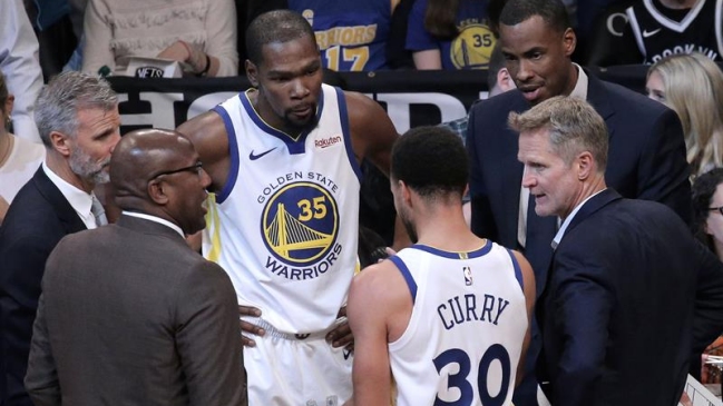 Curry y Durant dirigieron la victoria de Golden State Warriors sobre Brooklyn Nets