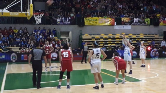 Chile cayó frente a Argentina en el inicio del Sudamericano femenino sub 15 de baloncesto