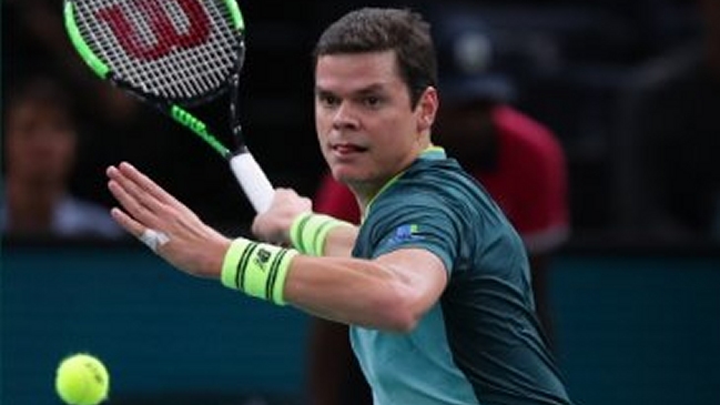 Raonic enfrentará a Federer tras ganar la batalla ante Tsonga en París-Bercy