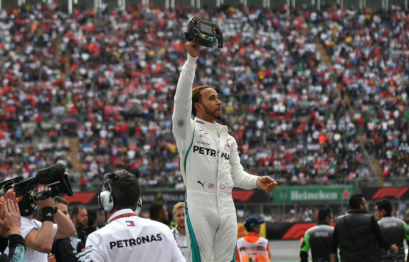 La columna de José Arnaldo Pérez: Celebrando el té de las “Cinco”