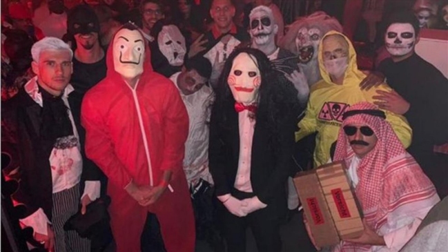 Jugador de Bayern Munich tuvo que disculparse por disfraz de jeque árabe que causo polémica