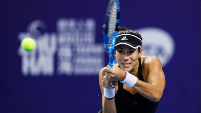 Muguruza salvó tres puntos de partido y avanzó a semifinales en Zhuhai