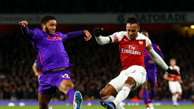 Liverpool empató en su visita a Arsenal y puso en riesgo el liderato