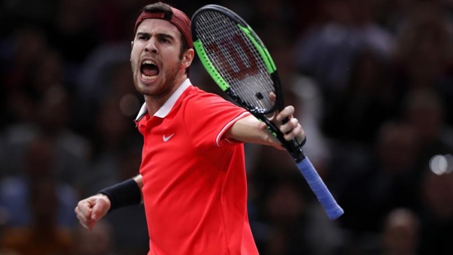 Karen Khachanov tumbó a Novak Djokovic en París-Bercy y logró su primer título Masters 1.000