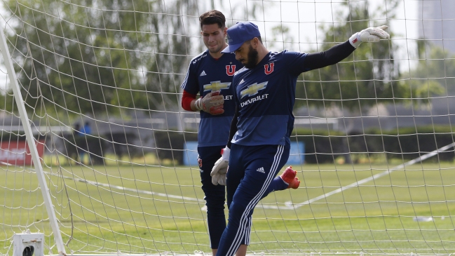 La U entrenó en la cancha sintética de La Florida de cara al importante duelo ante San Luis