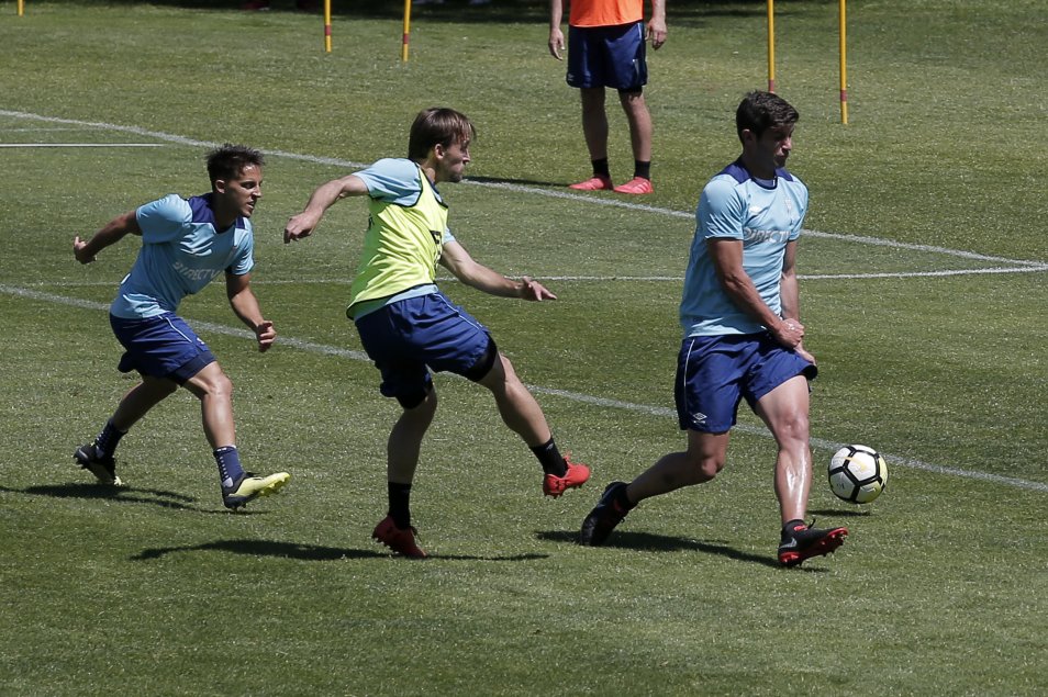 Universidad Católica sigue entrenando para matar la ansiedad de final de torneo