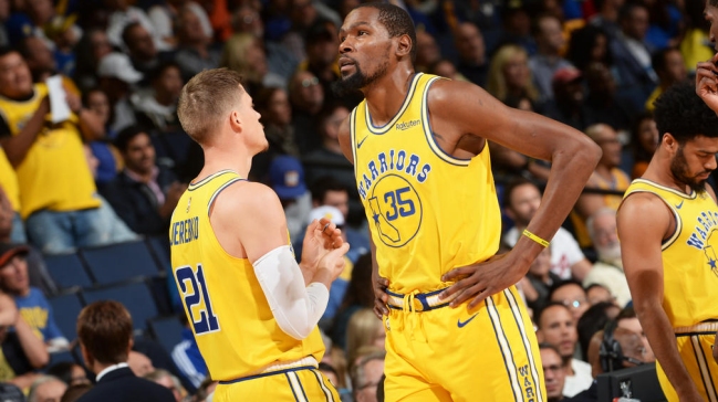 Los Warriors tuvieron una noche para el olvido: Perdieron y se lesionó Curry