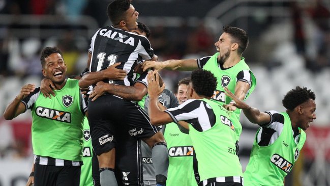 Valencia deslumbró con un gol en la victoria que metió a Botafogo en zona de Copa Sudamericana