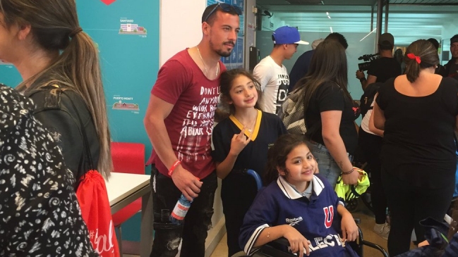 Plantel de Universidad de Chile visitó el Instituto Teletón