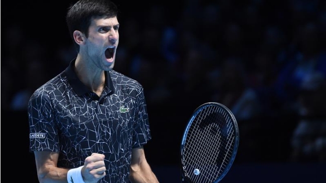 Novak Djokovic pasó a semifinales en Londres tras victoria de Marin Cilic sobre John Isner