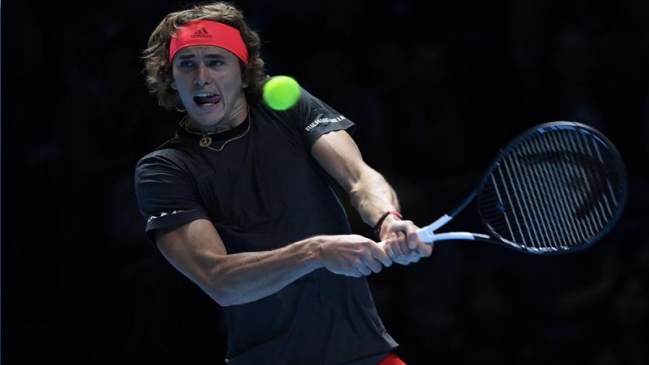 Alexander Zverev se instaló en las semifinales del Masters de Londres tras doblegar a John Isner