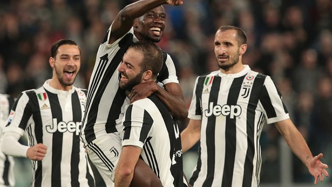 Chiellini: Fue duro ver a mis compañeros de Juventus irse al Mundial y quedarme en casa