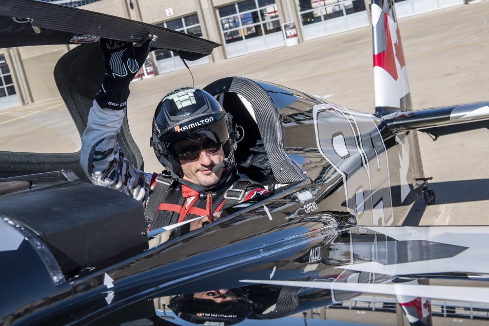 La espectaculares imágenes de las pruebas para la final del Red Bull Air Race en Texas