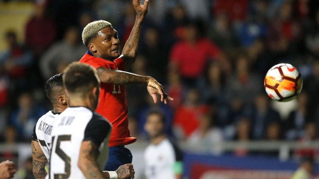 Lo destruyeron en redes: Las críticas a Junior Fernandes por su primer tiempo ante Costa Rica