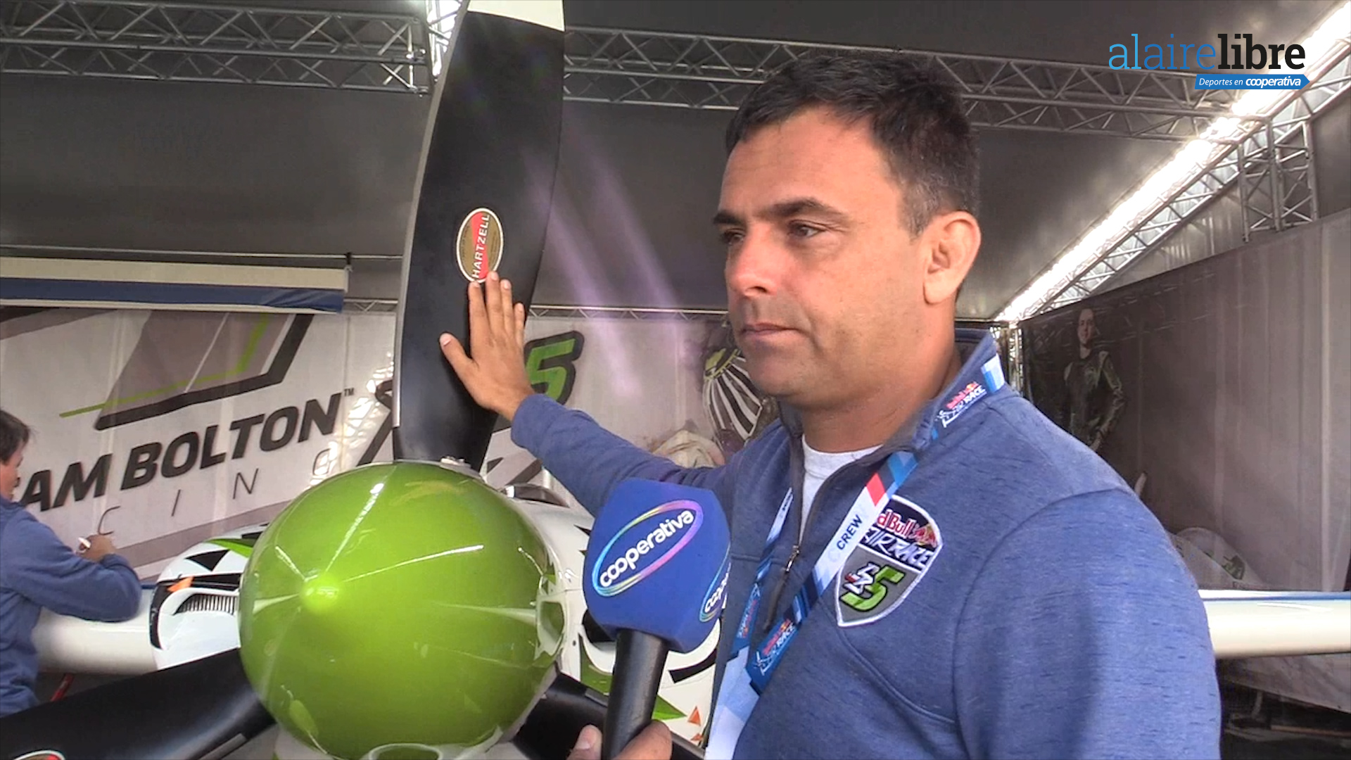 Conoce en detalle el veloz avión de Cristian Bolton en la Red Bull Air Race