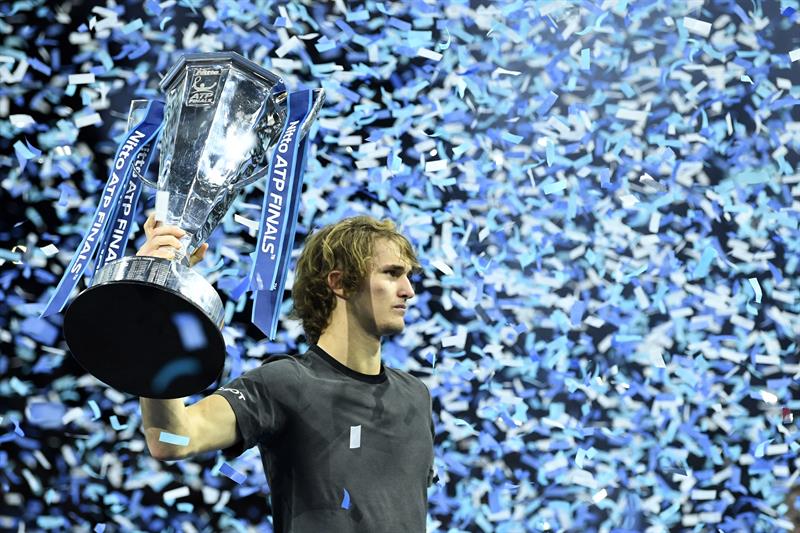 Zverev se coronó en el Masters de Londres con tan solo 21 años luego de tumbar a Djokovic