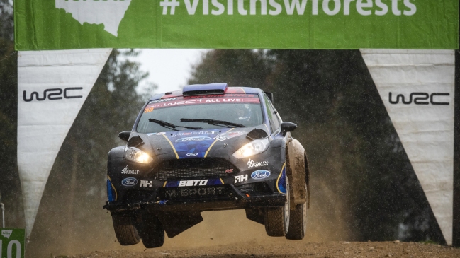 Alberto Heller se convirtió en el primer chileno en ganar una etapa del Mundial de Rally