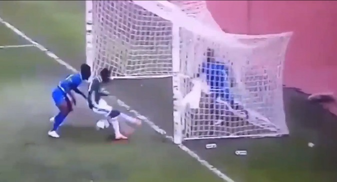 El increíble gol que se perdió en doble instancia un jugador de Lesoto ante Tanzania