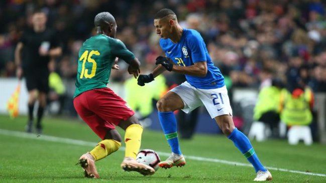 Richarlison reemplazó a Neymar y respondió con un golazo para el triunfo a Brasil sobre Camerún