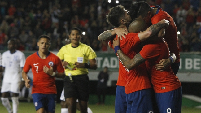 Prensa hondureña reclamó por “penal inventado” en derrota ante Chile