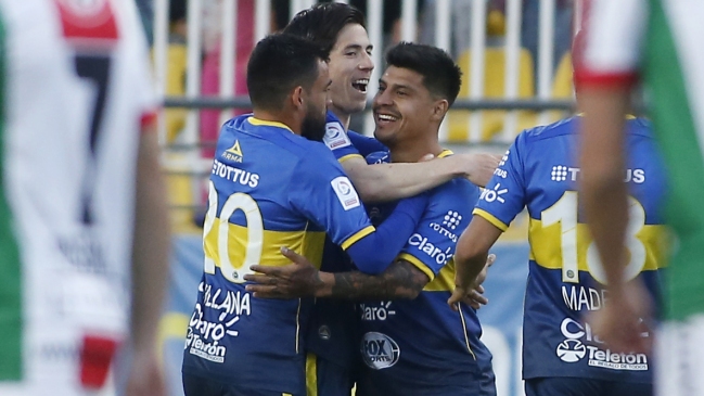 Diego Orellana puso el tercero para Everton ante Palestino en el arranque del complemento