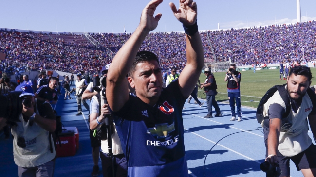 En Azul Azul buscan posicionar a David Pizarro en labores gerenciales