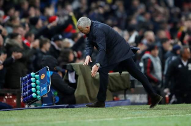 La desatada reacción de Mourinho tras agónico gol de Manchester United en la Champions