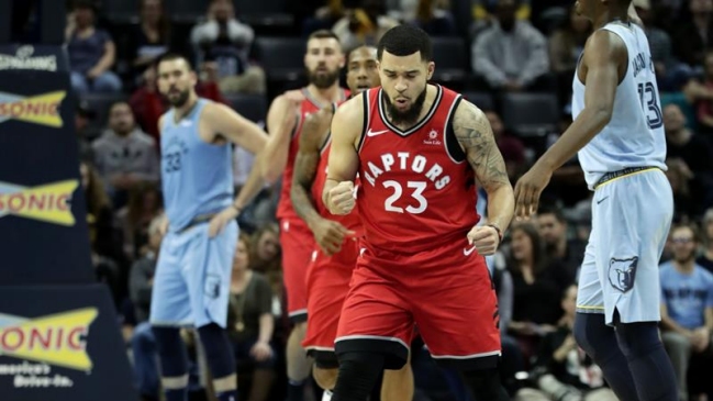 Los Raptors se mantuvieron como el mejor equipo de la NBA con victoria ante Memphis