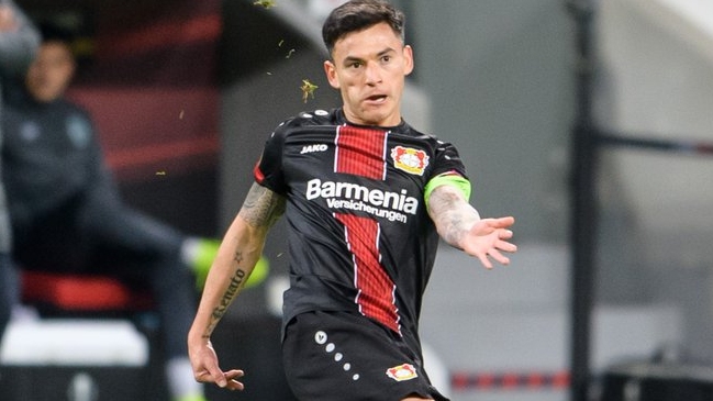 Charles Aránguiz fue capitán en empate de Bayer Leverkusen por la Europa League