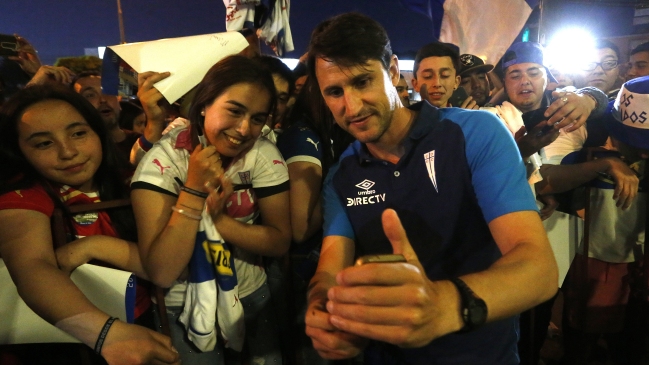 Beñat San José en el banderazo a la UC: Queremos darle el trofeo a toda nuestra hinchada