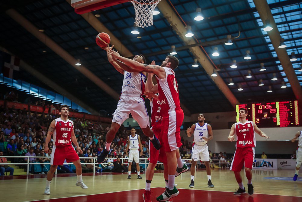 Chile cayó ante el poder de República Dominicana en las clasificatorias del Mundial de baloncesto