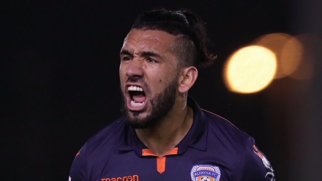 Representante afirmó que Ronnie Fernández considera atractiva la opción de jugar en la UC