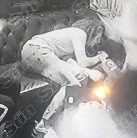 Jugadores de Arsenal colapsaron luego de inhalar el “gas de la risa” en polémica fiesta