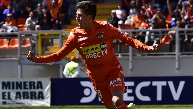 Pablo Parra está a detalles de convertirse en el segundo refuerzo de la U