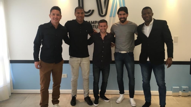 Sebastián Abreu y Gustavo Canales obtuvieron títulos de entrenadores en Argentina