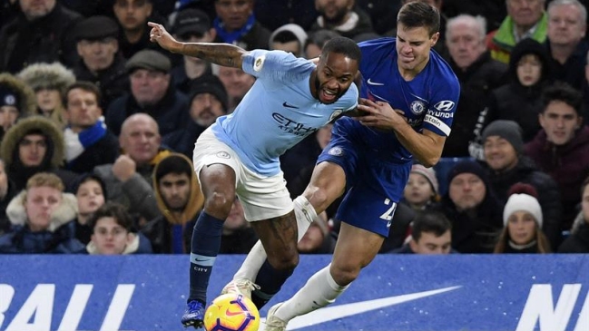 Raheem Sterling acusó a la prensa inglesa de fomentar el racismo en el fútbol