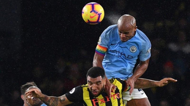 FC Barcelona sondea a Vincent Kompany según prensa británica