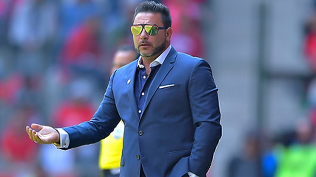Antonio Mohamed se unió al listado de nombres que baraja Colo Colo para la banca