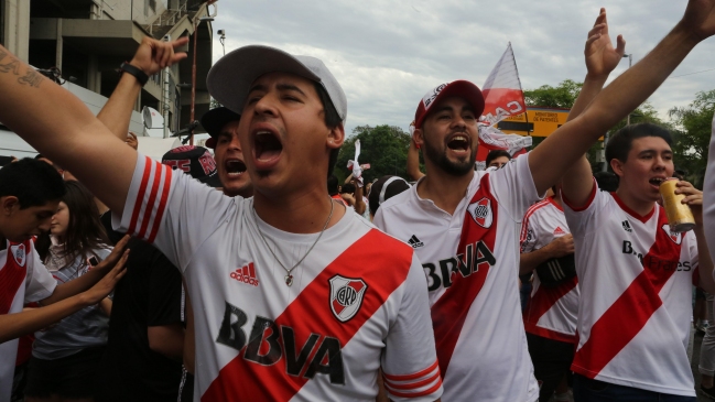 Presidente de River Plate apoyó la creación de un “pasaporte” para hinchas