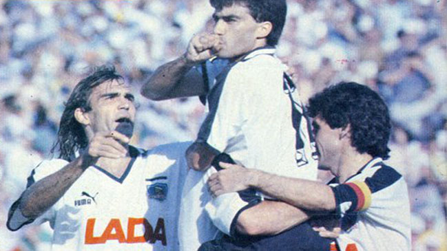 Se cumplen 27 años del tricampeonato nacional de Colo Colo